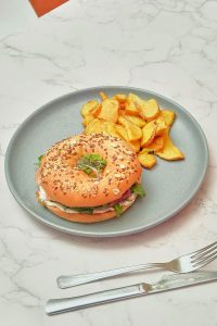 Bagel Salmón | Cocuiza Brunch & Coffee Chueca Madrid